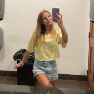 Meet your Posher, Kylee